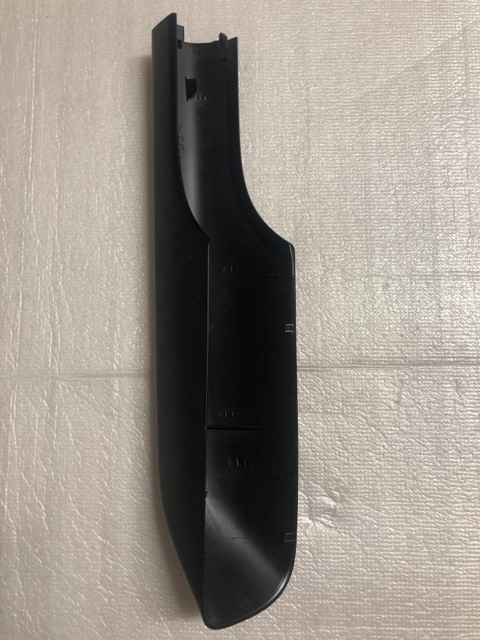 Крышка рейлинга передняя правая TOYOTA Corolla Verso 6349464010C1