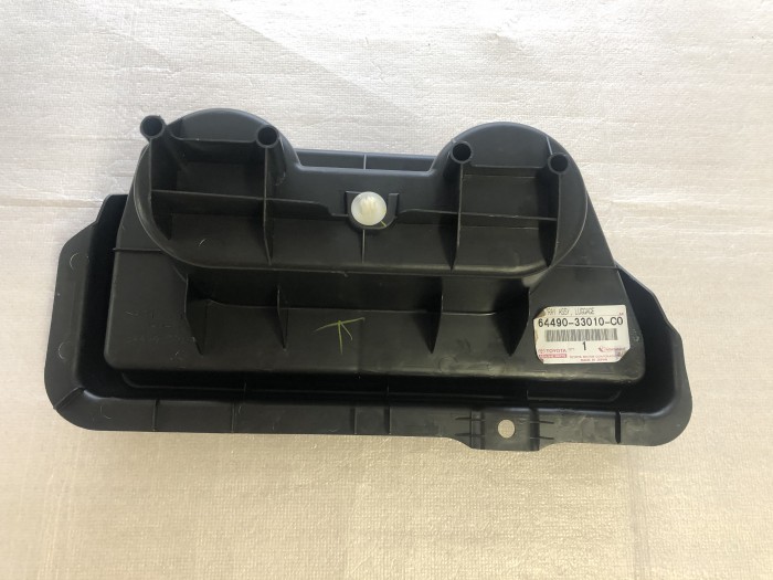 Контейнер в багажник Toyota Camry V30 2001-2006 6449033010C0