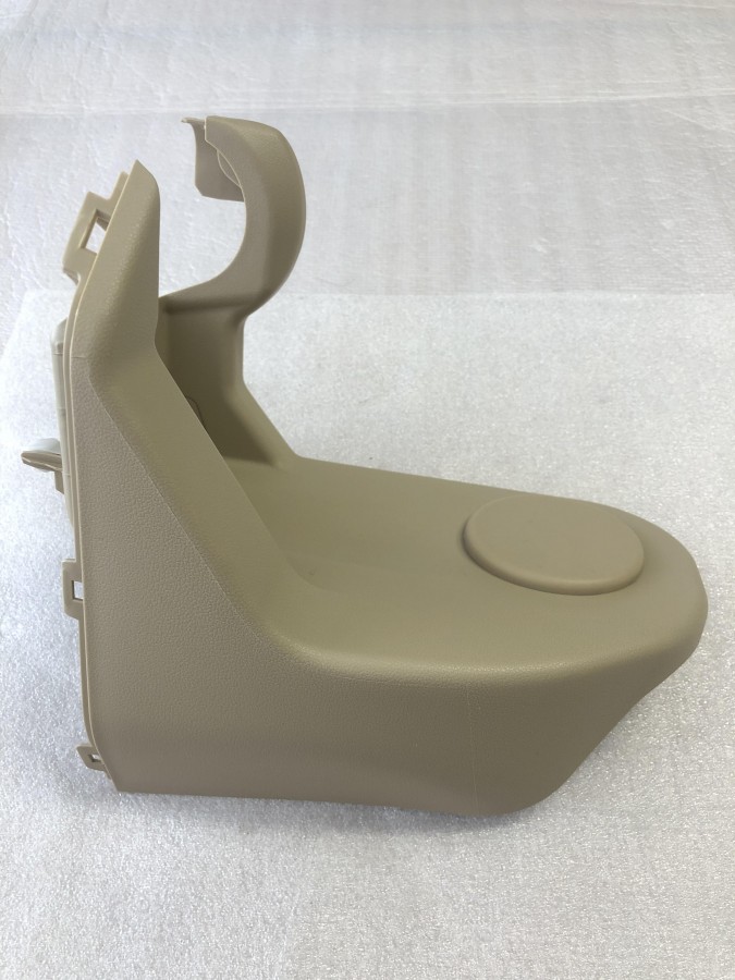 Накладка крепления сиденья Lexus LX570 J201 7169160090A0