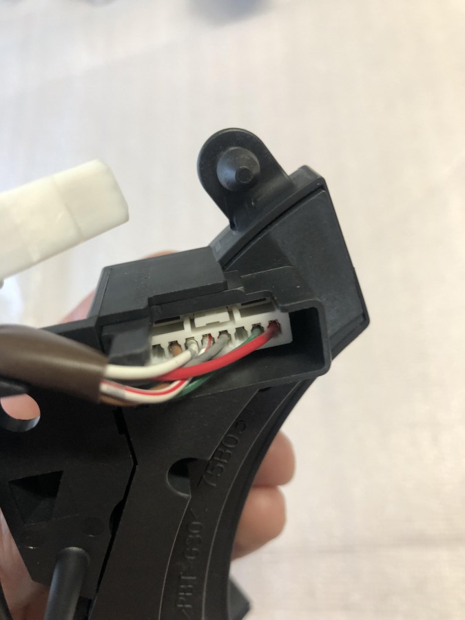 Переключатель на руль TOYOTA Land Cruiser 100 Lexus LX470 8424760020B0