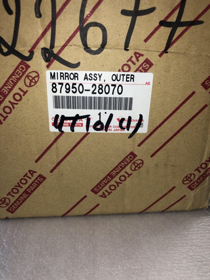 ЗЕРКАЛО НАРУЖНОЕ ЗАДНЕЕ ПАРКОВОЧНОЕ TOYOTA 8795028070