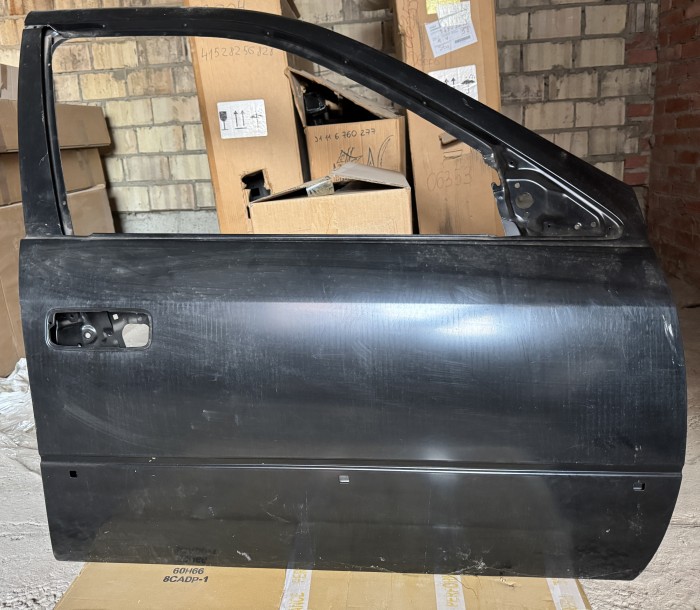 Дверь передняя правая Toyota Camry V20 Gracia 6700133060