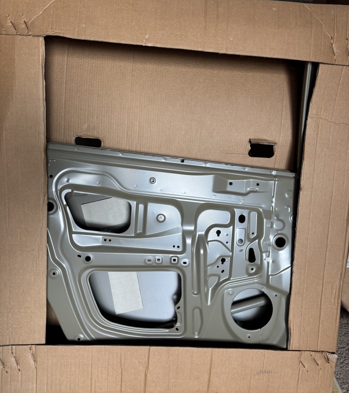 Дверь Toyota Corolla Verso 2004-2009 670040F010 задняя левая