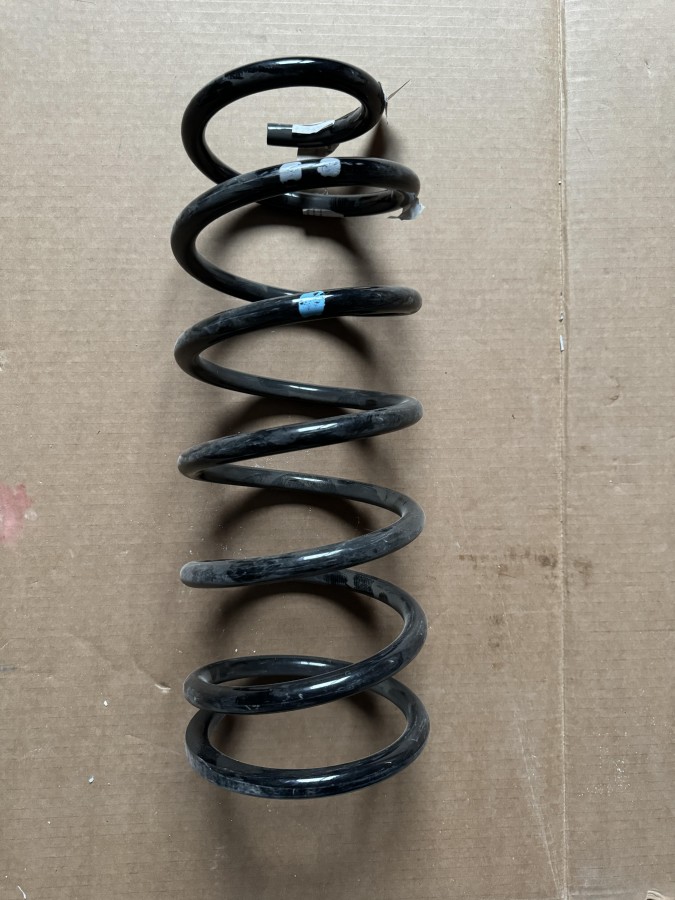 Пружина задняя Toyota Land Cruiser 80 482316A490