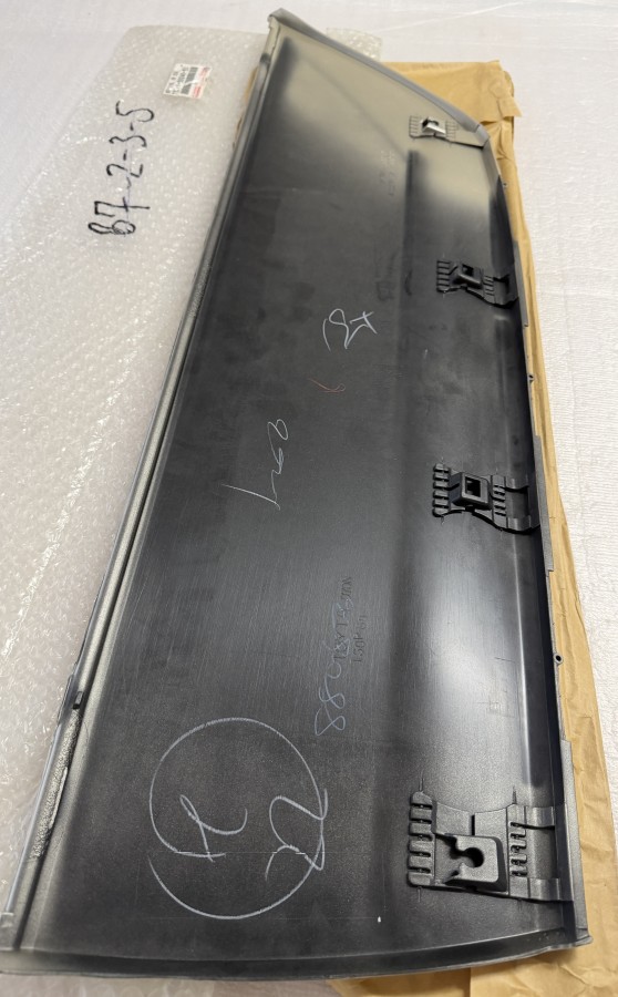 Молдинг Lexus LS430 UCF30 7574150040E0